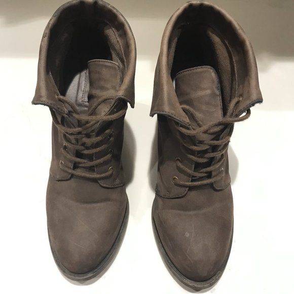 Forever 21 Gray Ankle Boots, Size 8.5 - Picture 4 of 4